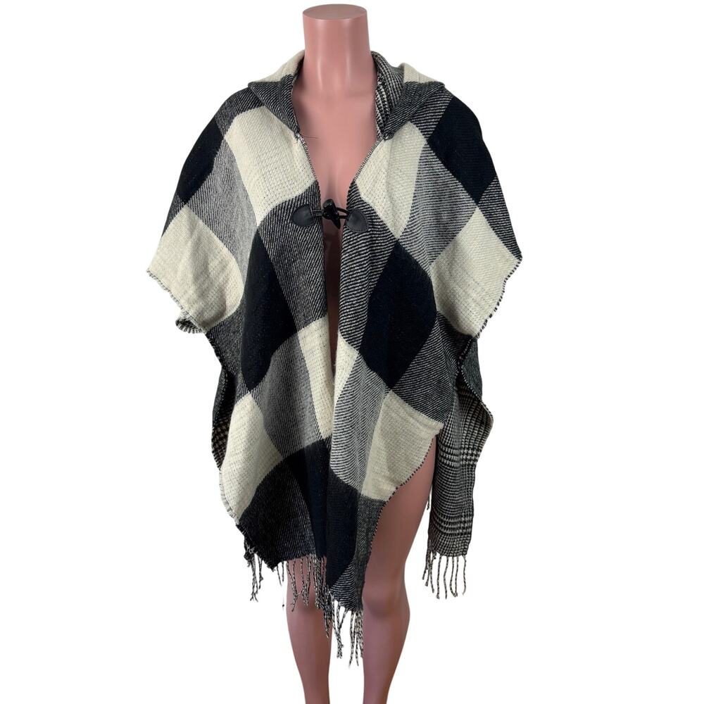 Plaid Hooded Poncho NEW Black Cream One Size St. John's Bay